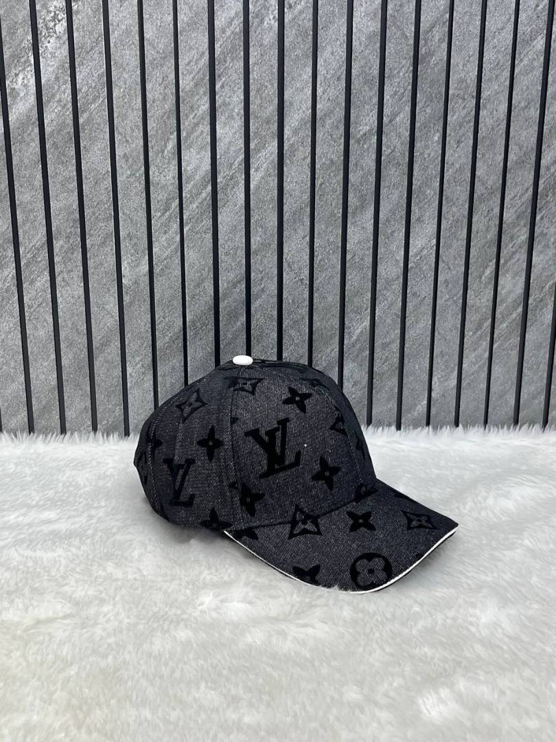 Louis_Vuitton_Flower_Monogram_Premium_Unisex_Cap_With_Safety_Box
