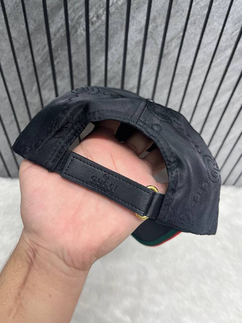 Gucci_1921_Interlocking_Red_And_Green_Stripes_Premium_Unisex_Cap_With_Safety_Box