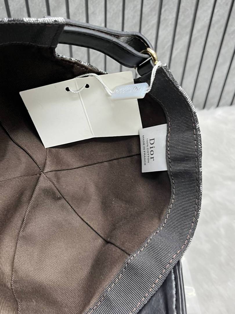 Christian_Dior_Black_Monogram_Premium_Unisex_Cap_With_Brand_Polly_Bag