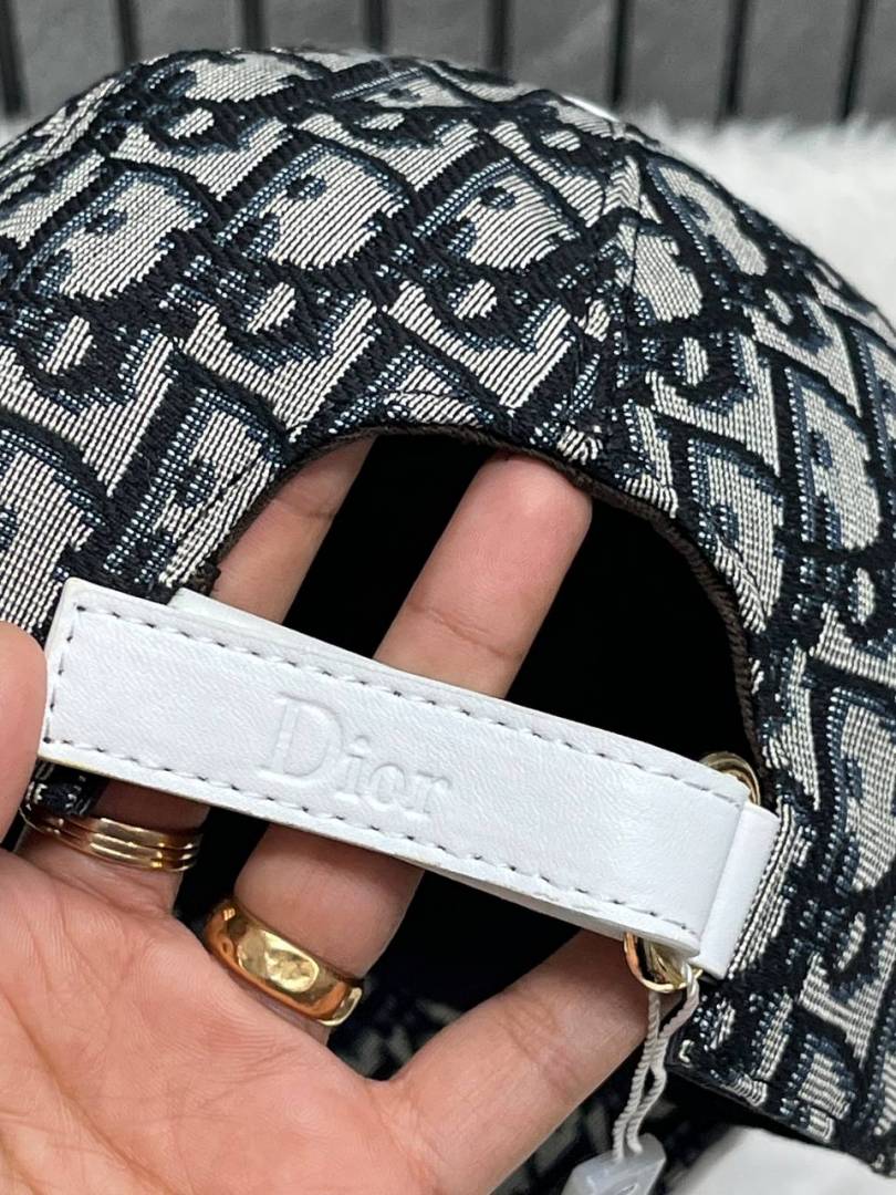 Christian_Dior_Black_Monogram_Premium_Unisex_Cap_With_Brand_Polly_Bag