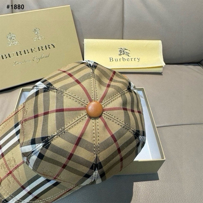 Burberry_Nova_Checks_Baseball_Premium_Unisex_Hat_With_Brand_Polly_Bag