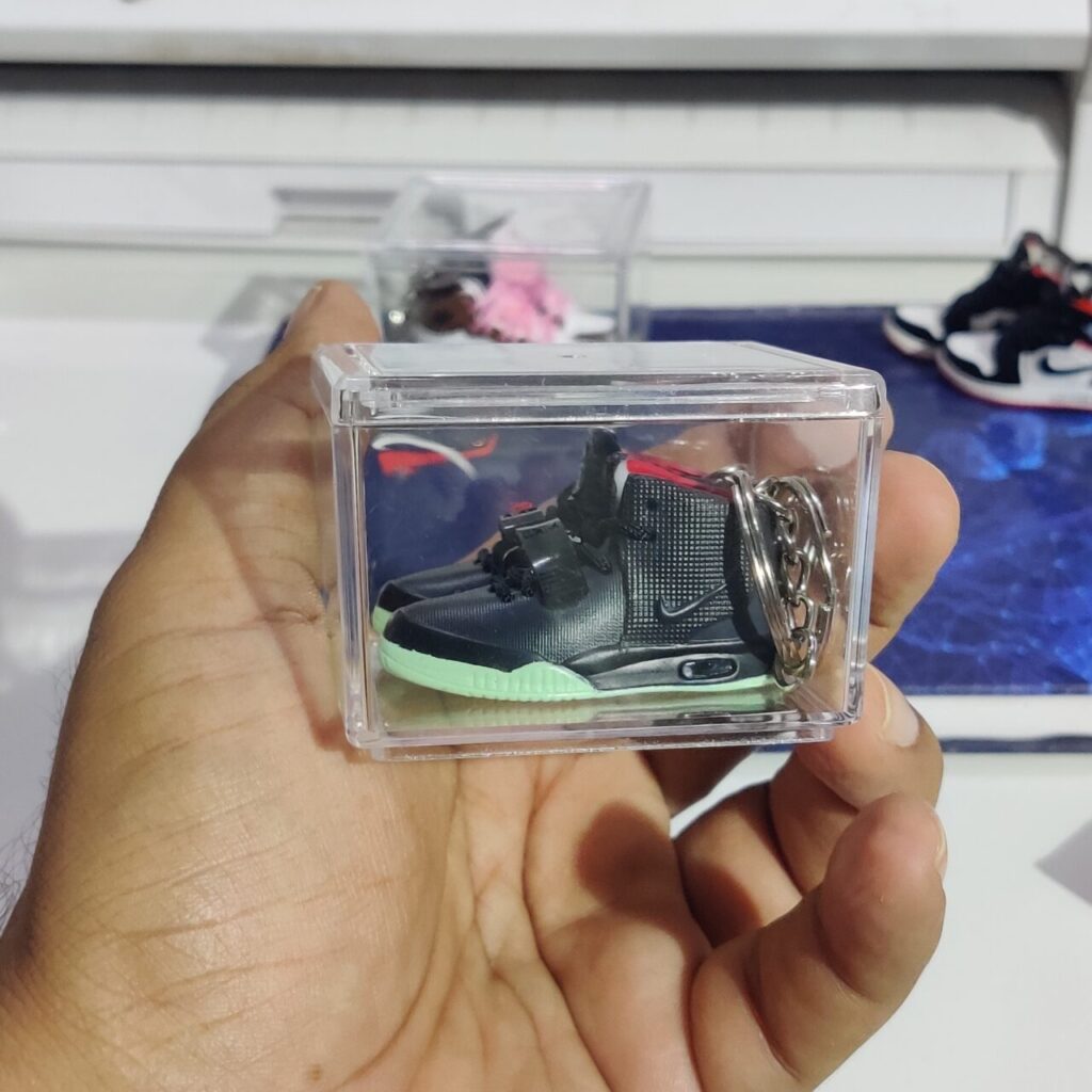 3D Sneaker Keychain With Transparent Box