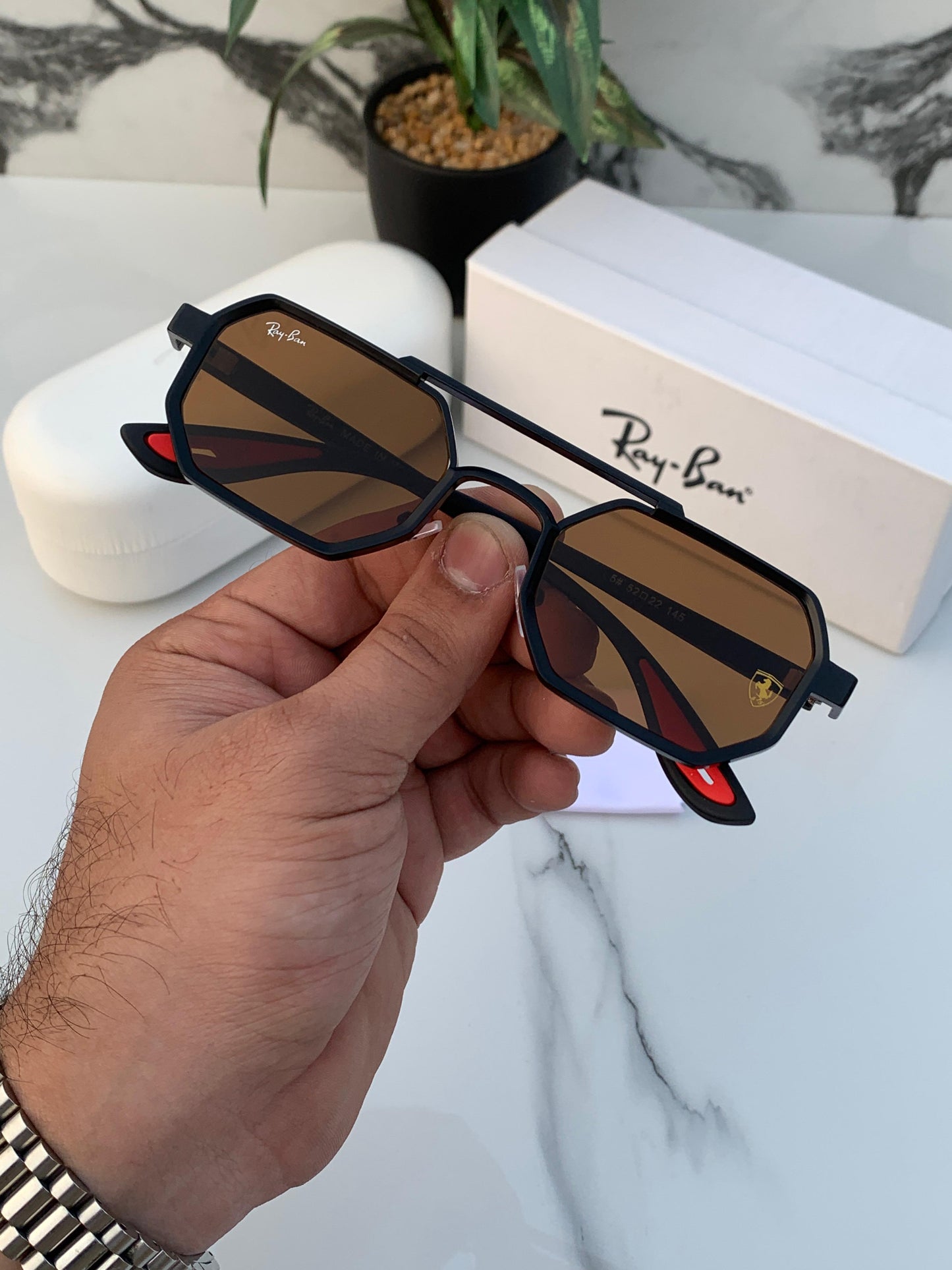 Ray-Ban