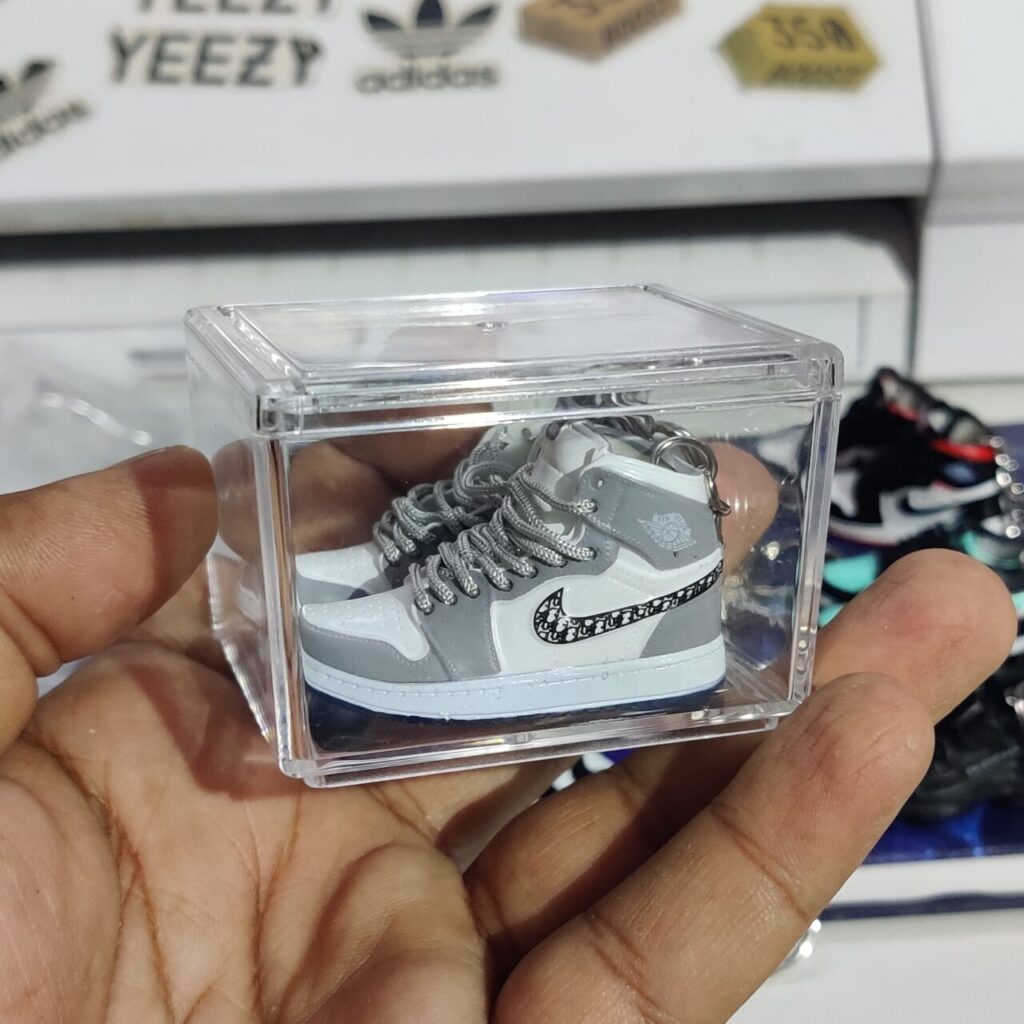 3D Sneaker Keychain With Transparent Box