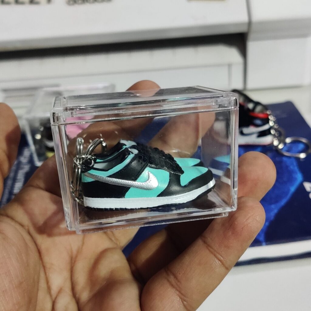 3D Sneaker Keychain With Transparent Box