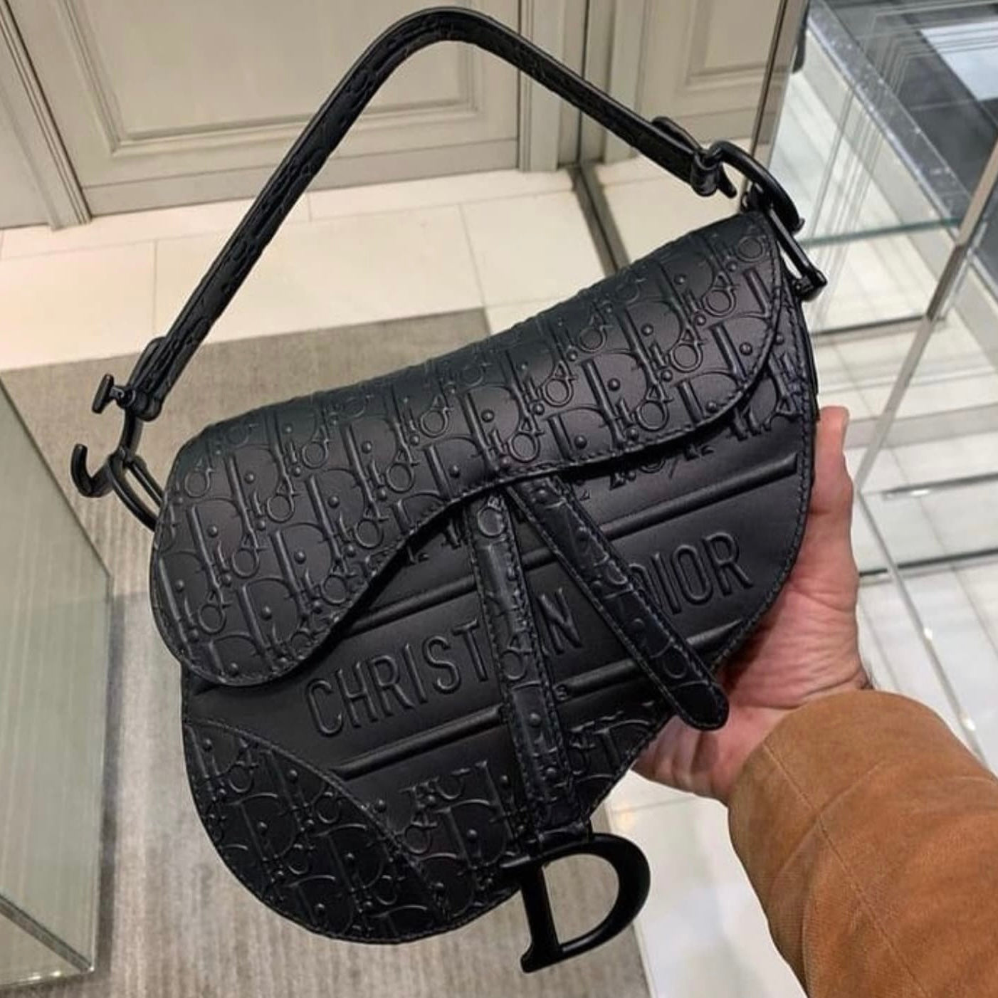 Dior Saddle Shoulder Cum