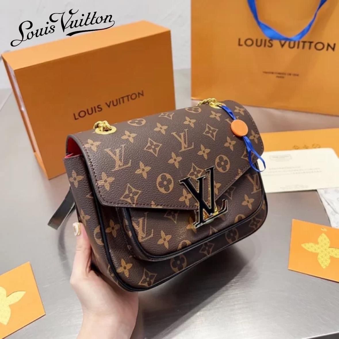 Louis Vuitton Gift set bag