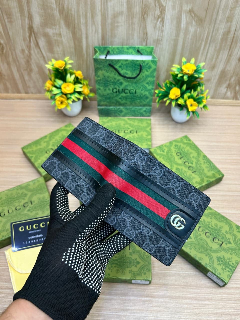 Gucci wallet