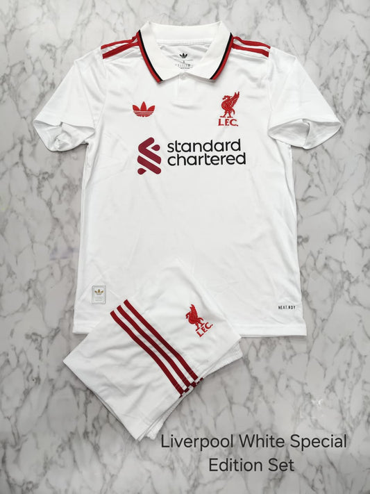Liverpool White Special Edition Set