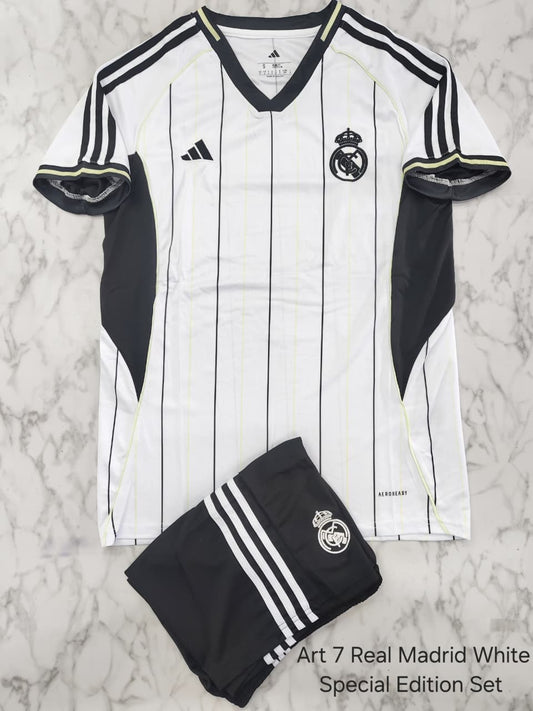 Art 7 Real Madrid White Special Edition Set