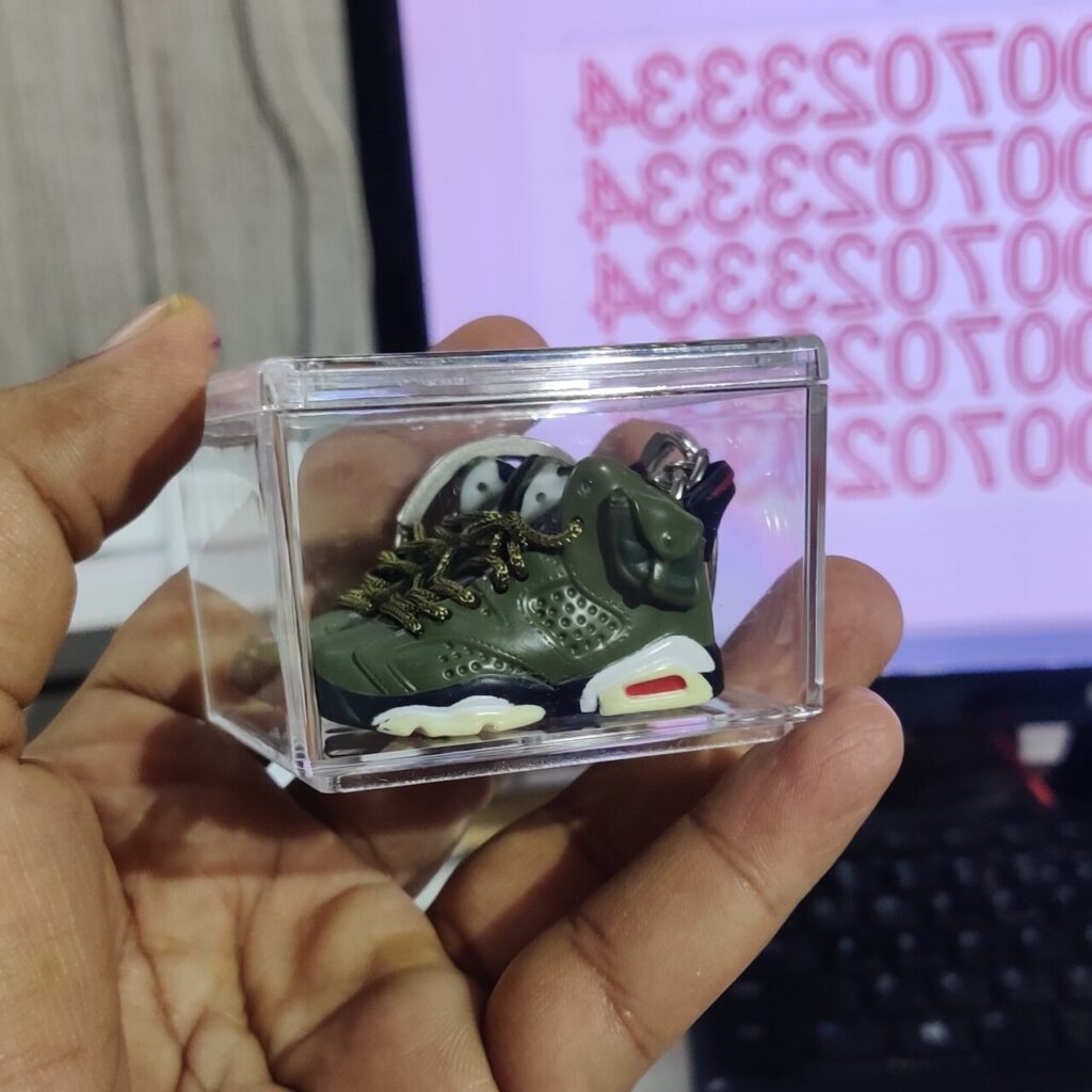 3D Sneaker Keychain With Transparent Box