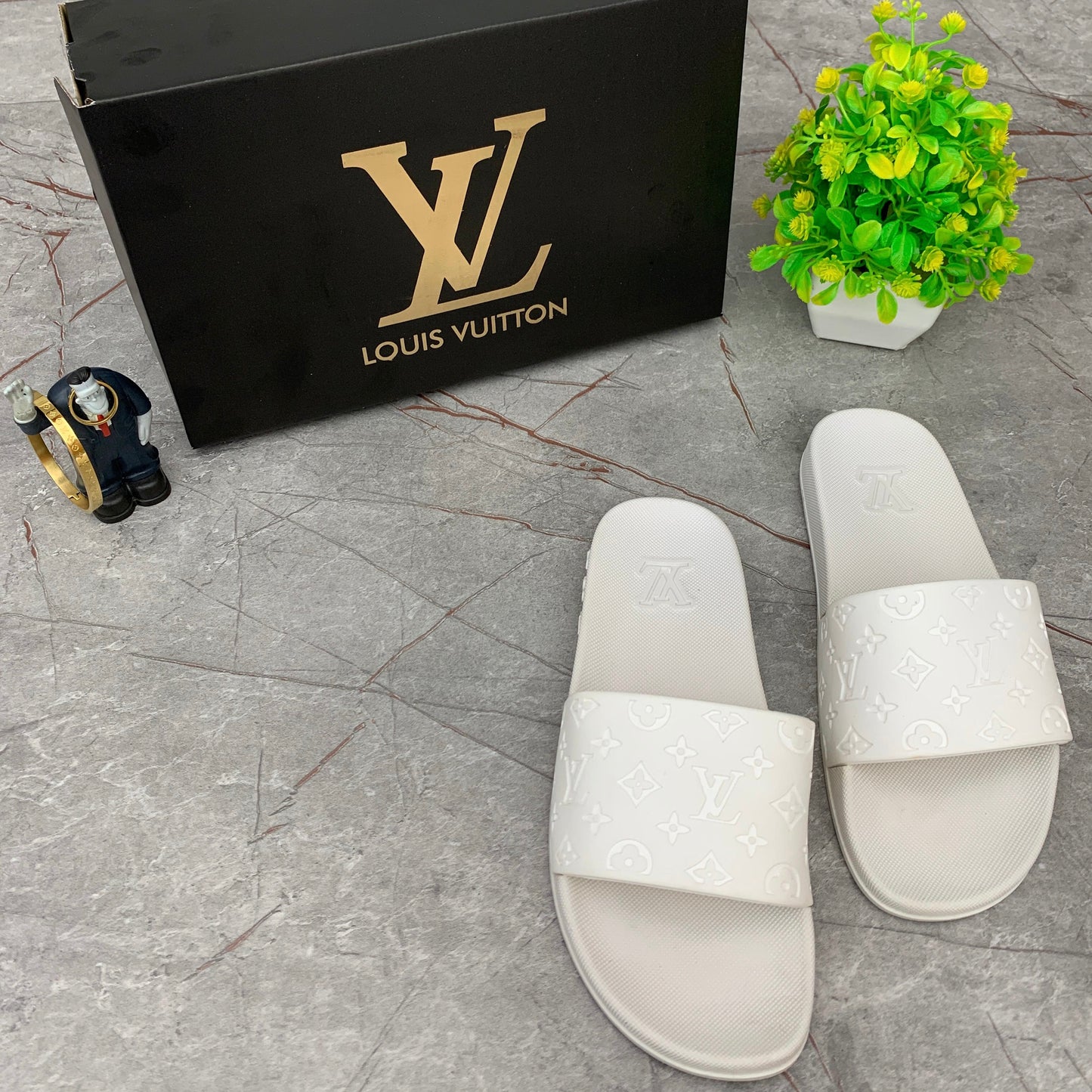 Louis vuitton slider