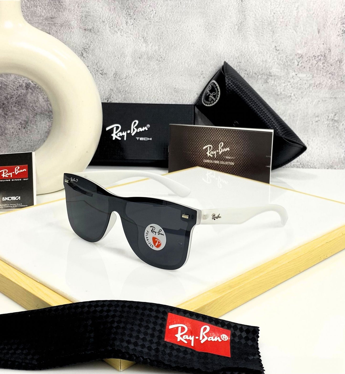 Ray-Ban