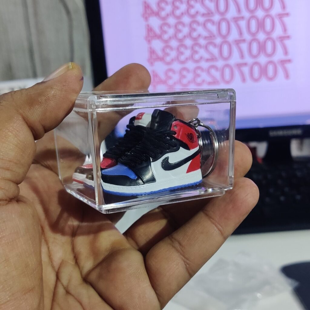 3D Sneaker Keychain With Transparent Box