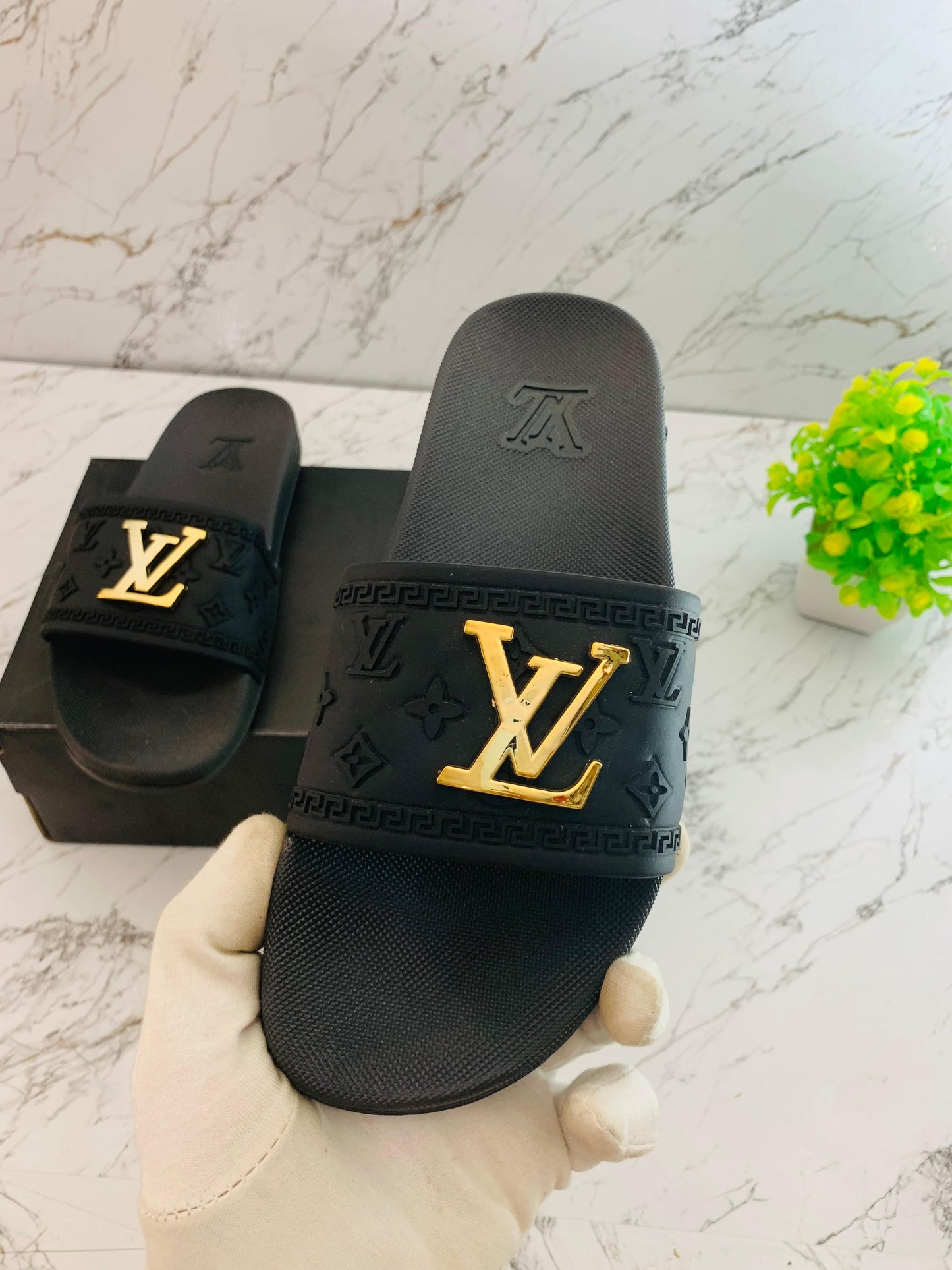 Louis vuitton slider