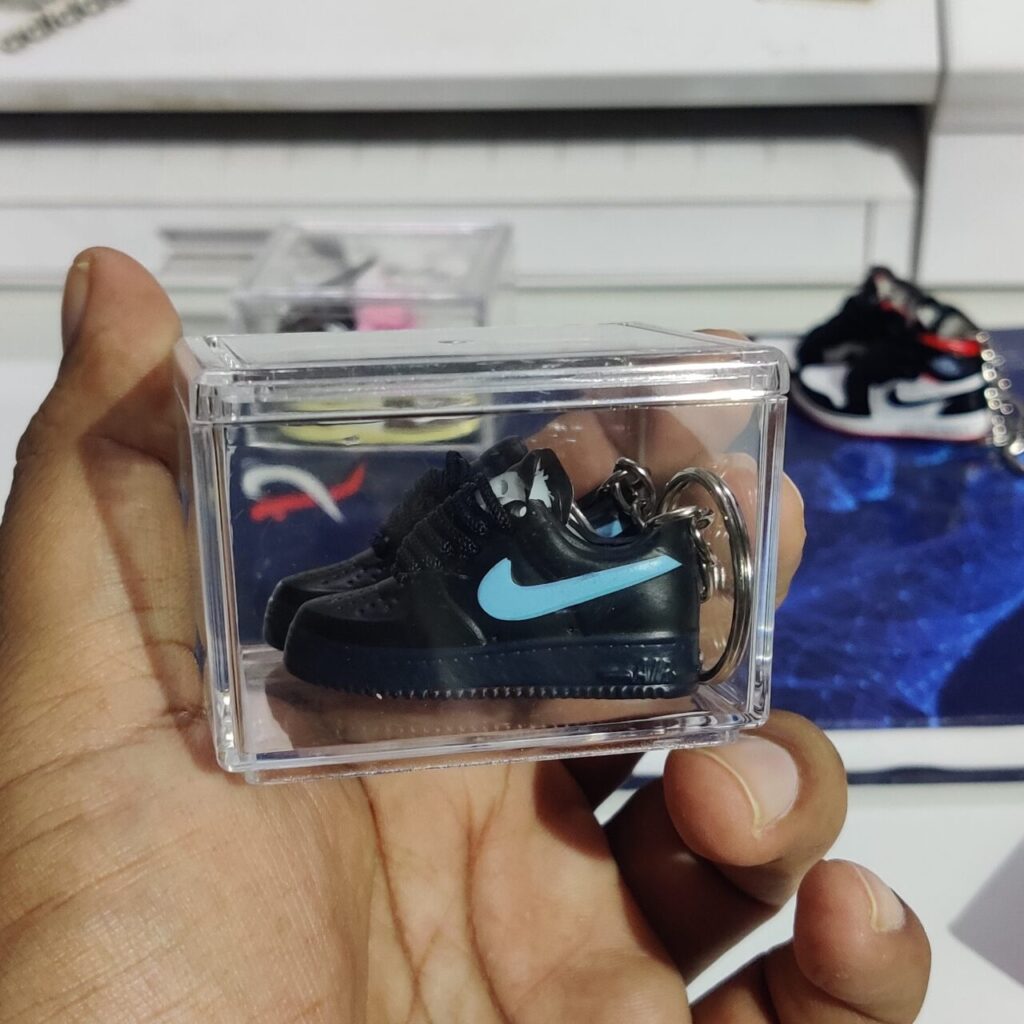 3D Sneaker Keychain With Transparent Box