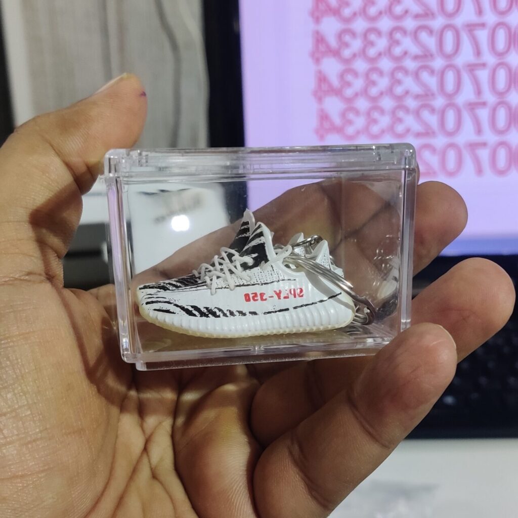 3D Sneaker Keychain With Transparent Box