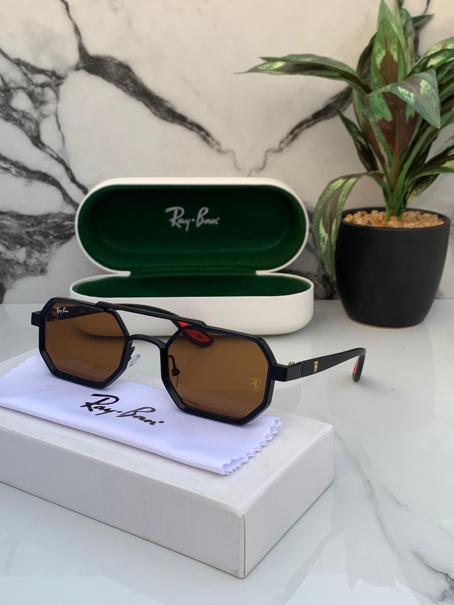 Ray-Ban