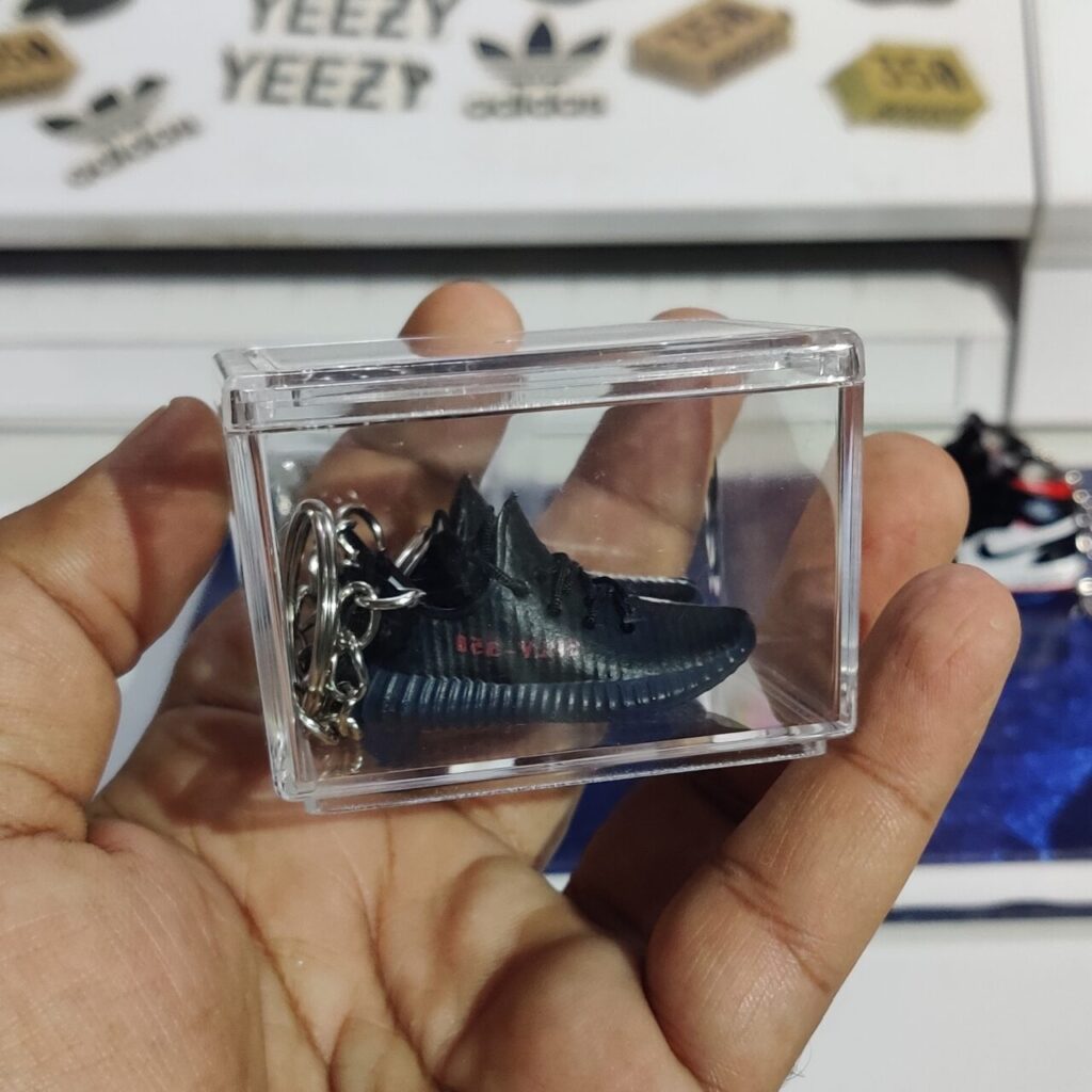 3D Sneaker Keychain With Transparent Box