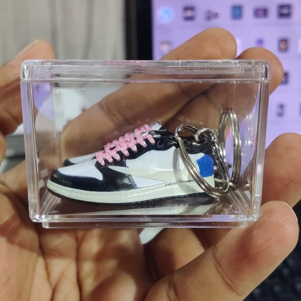 3D Sneaker Keychain With Transparent Box