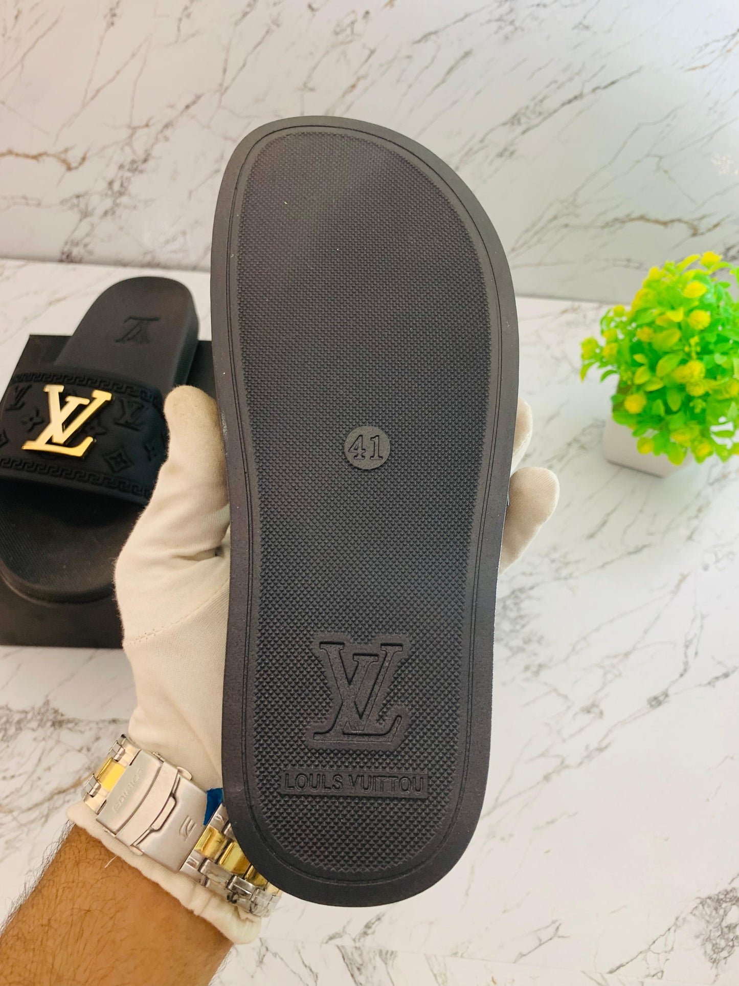 Louis vuitton slider