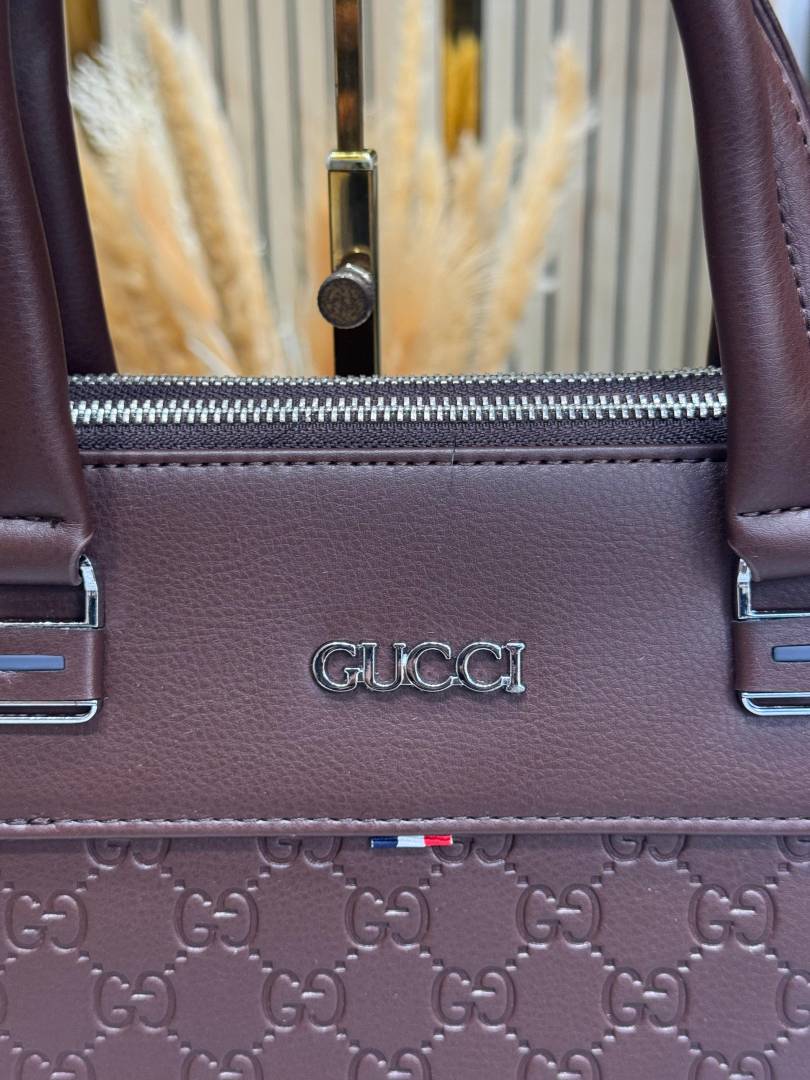 GUCCI CLASSIC EMBOSSED LAPTOP WITH SLING PREMIUM QUALITY (BROWN)