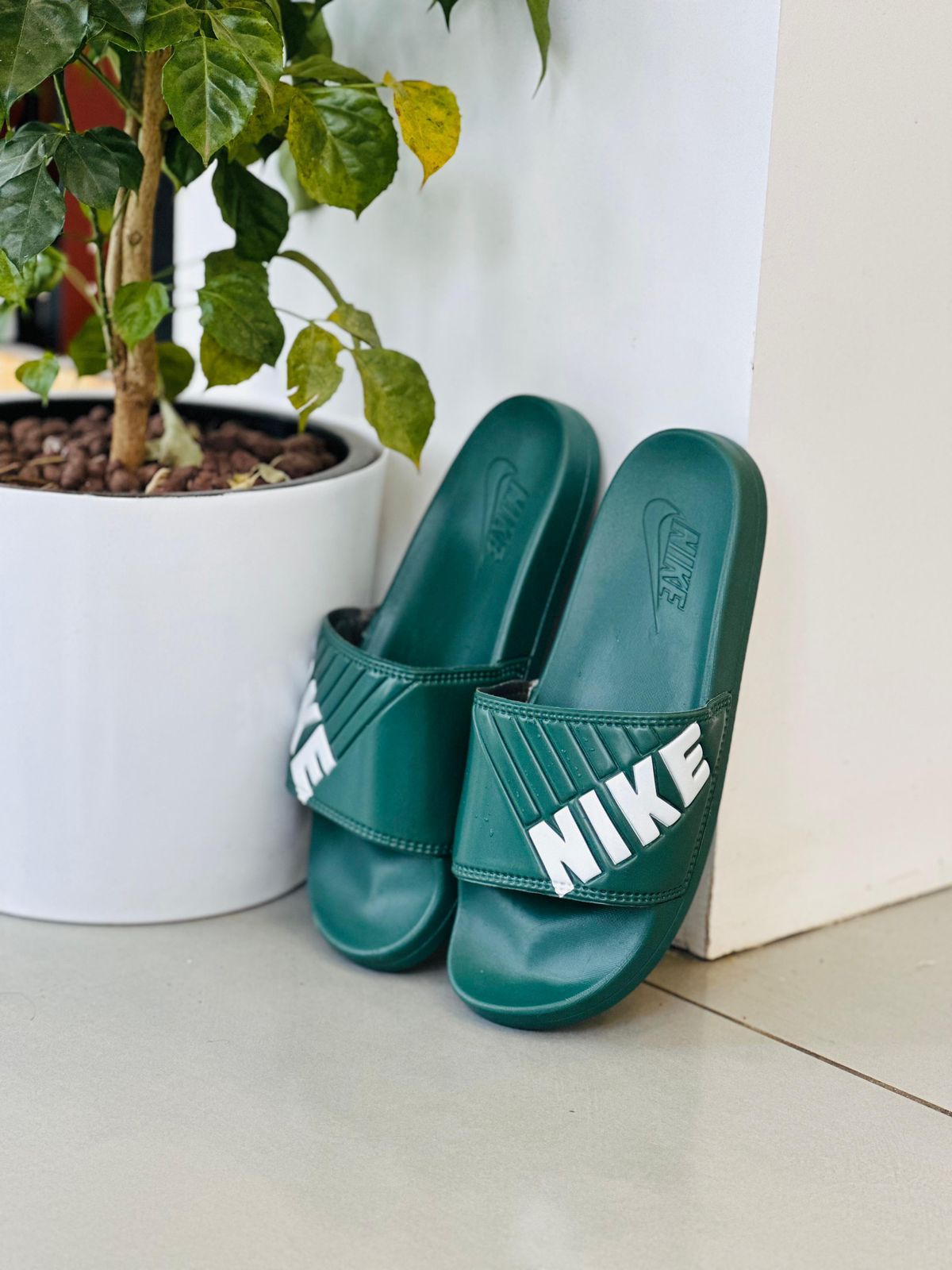 Nike slider