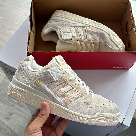 Adidas forum low