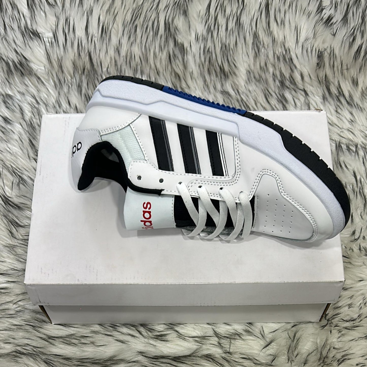 Adidas neo