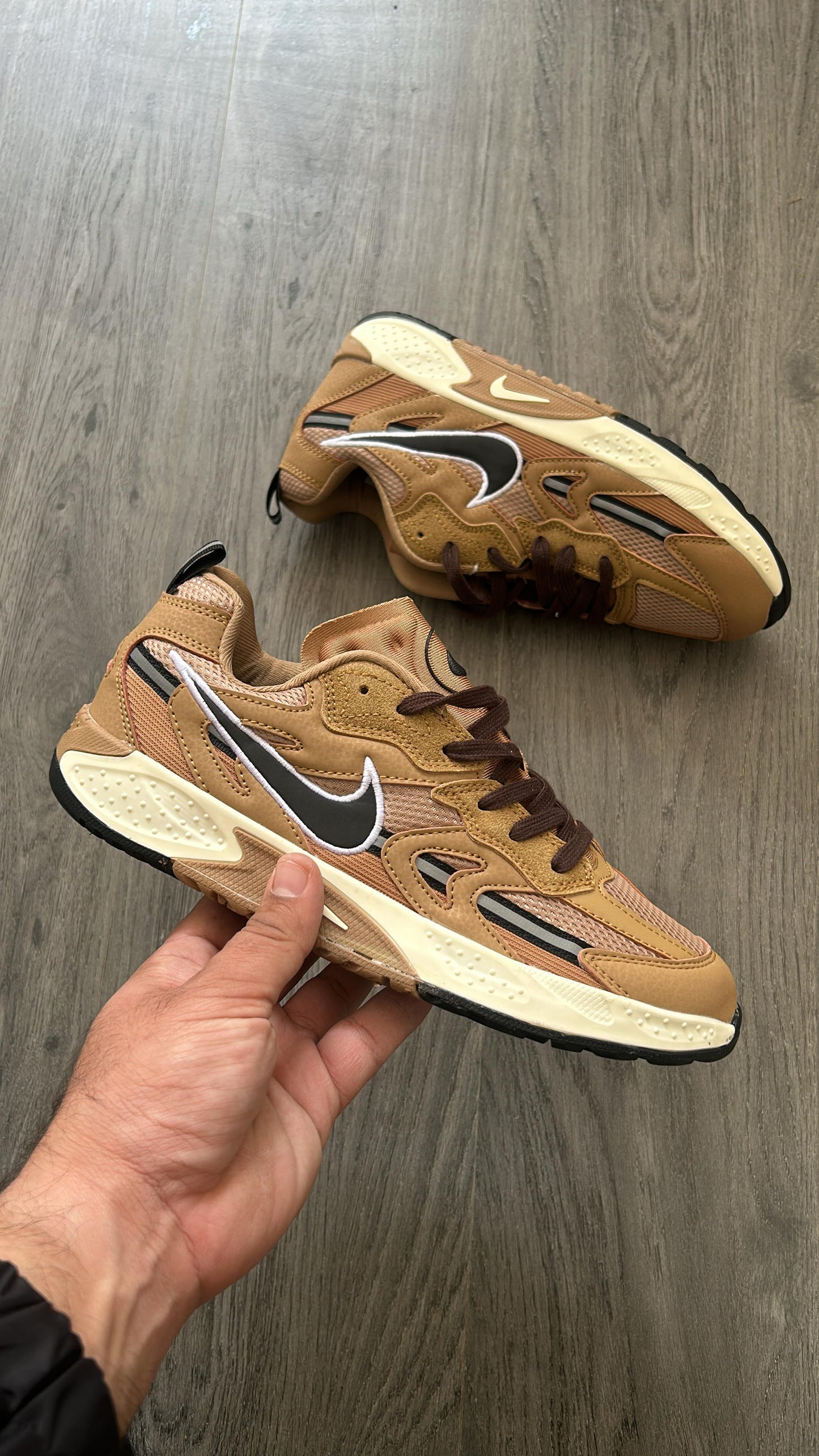 Nike hurache jam