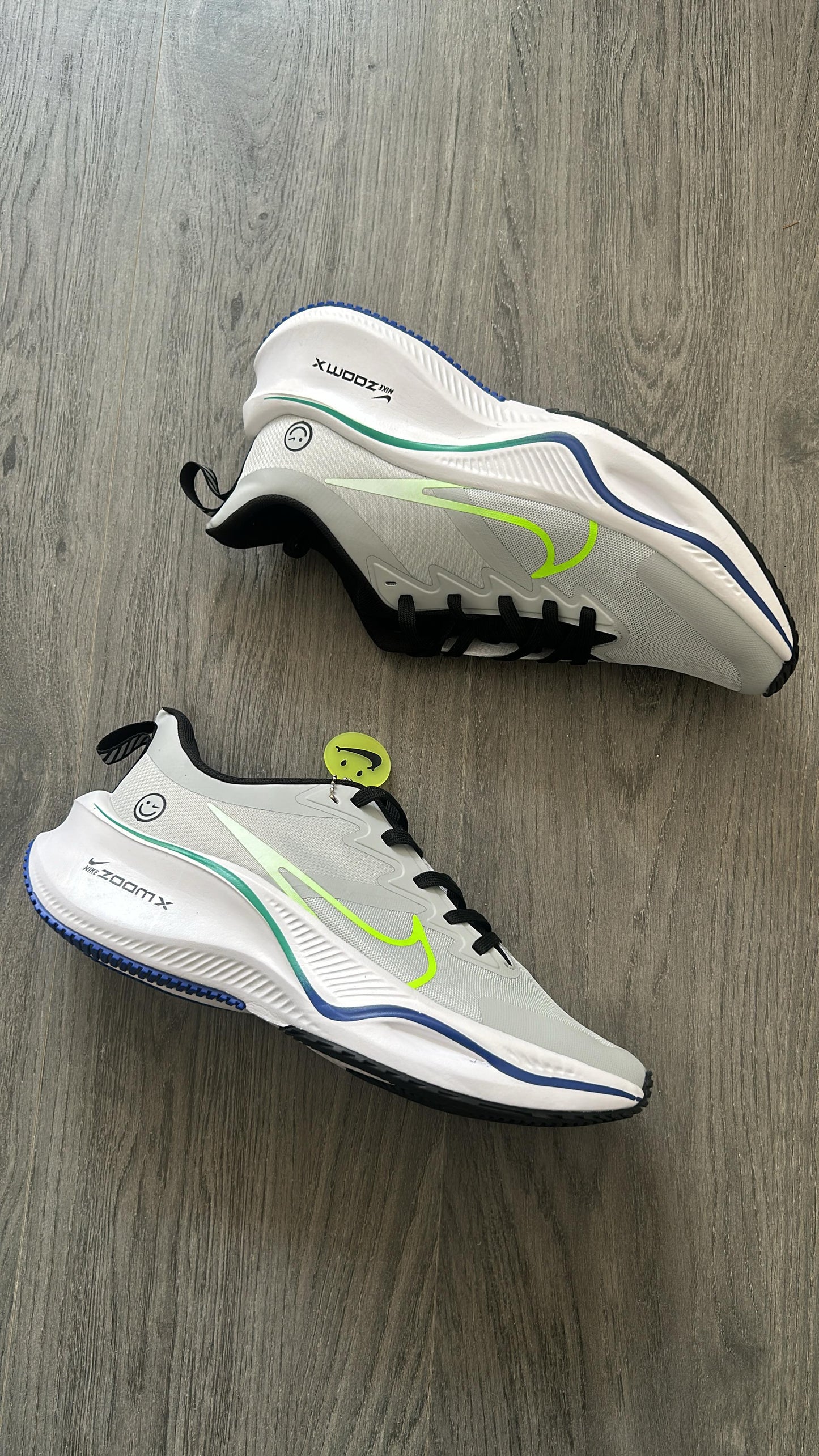 Nike smiley