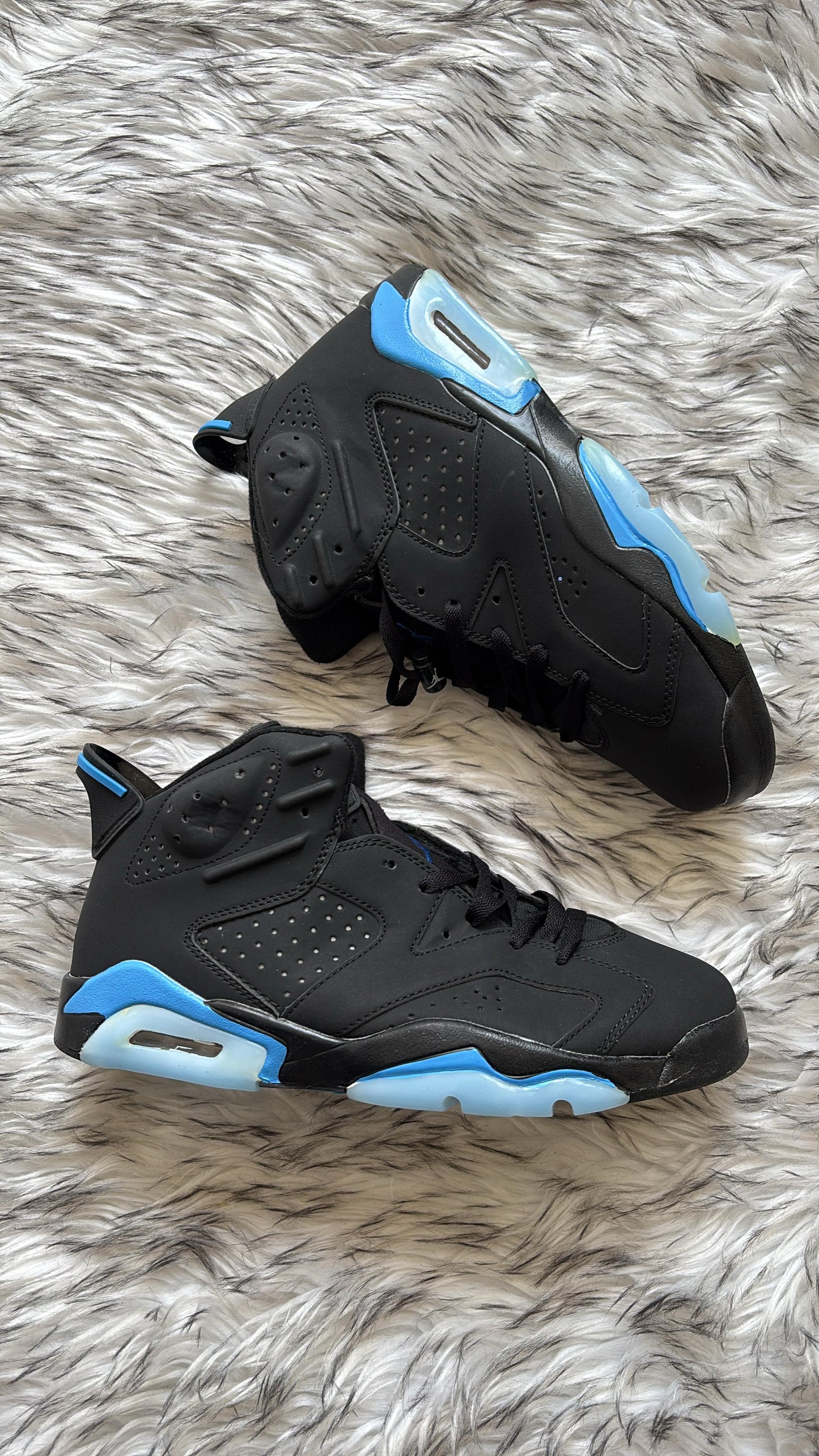 Nike air jordan 6 black blue