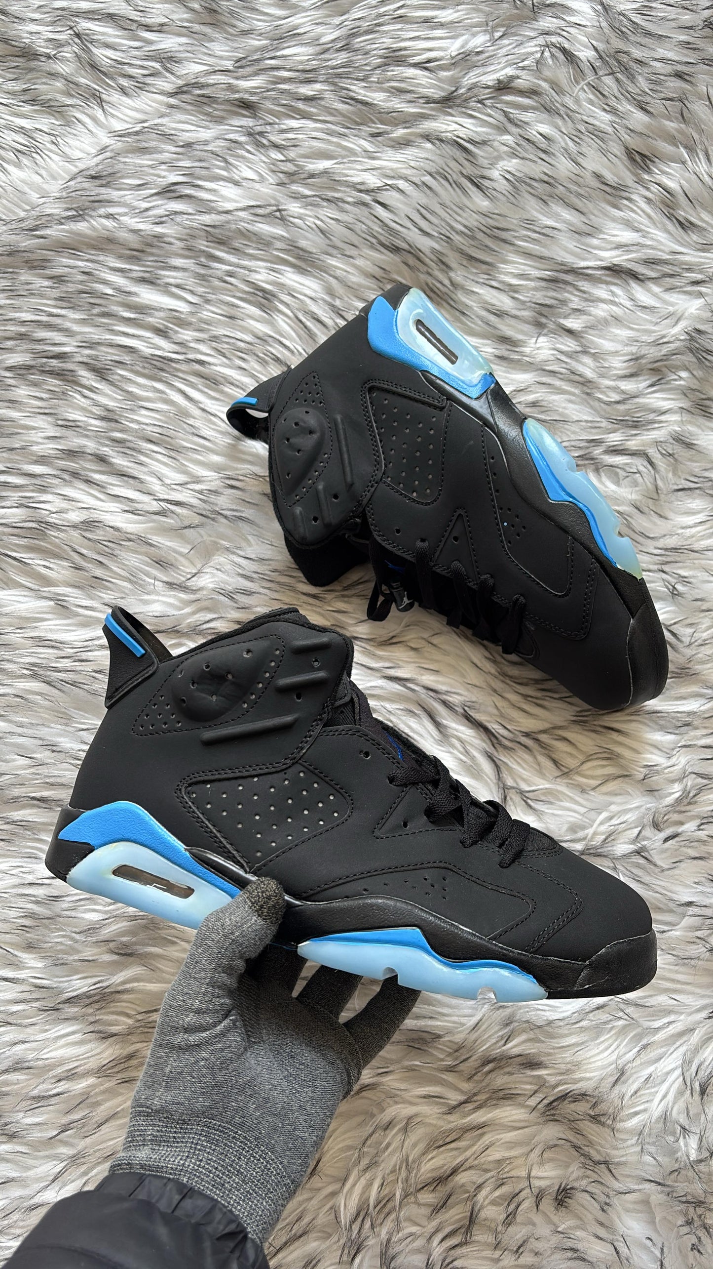 Nike air jordan 6 black blue