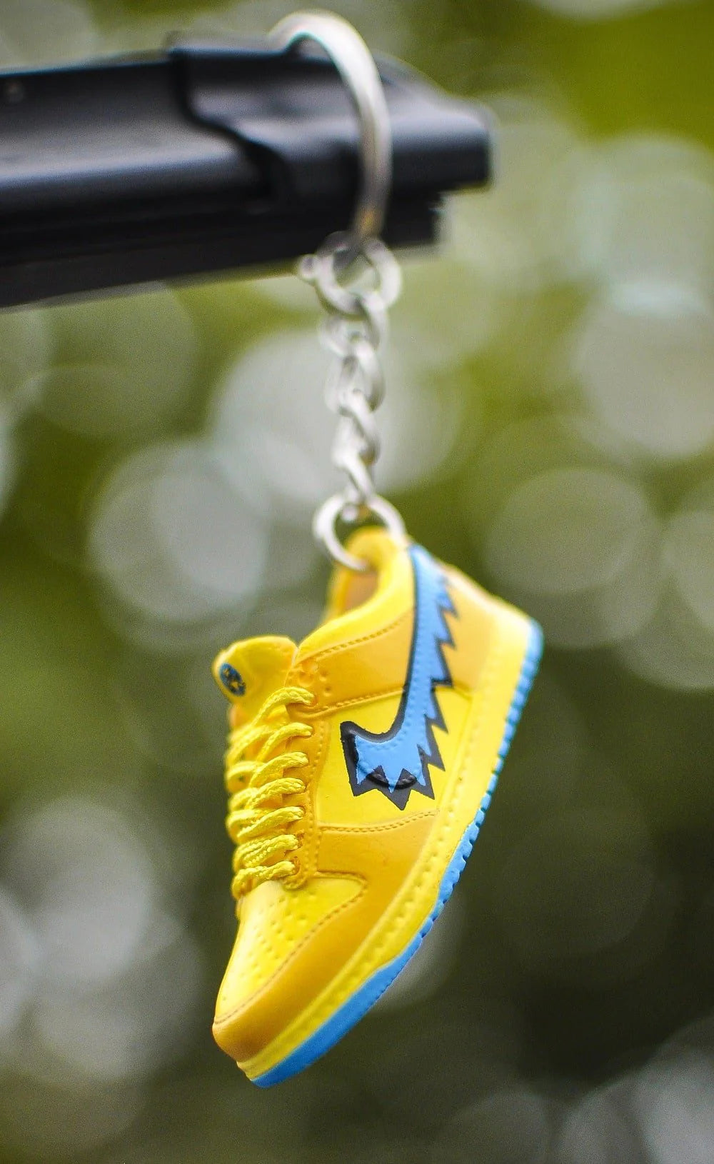 3D sneaker keychain