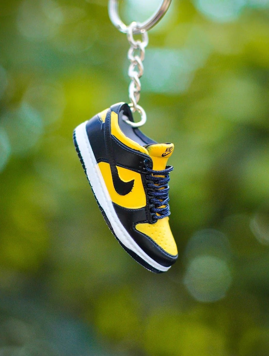 3D sneaker keychain