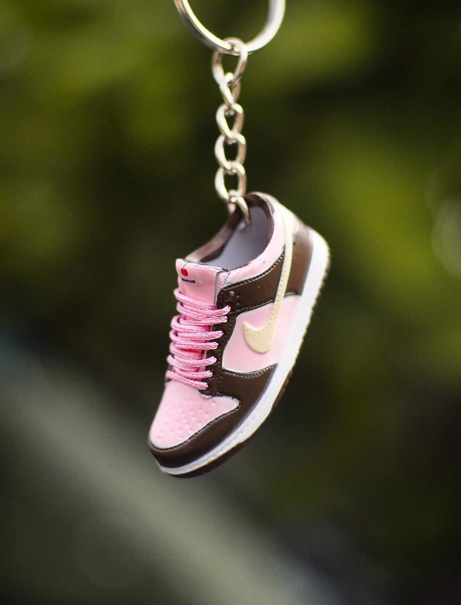 3D sneaker keychain