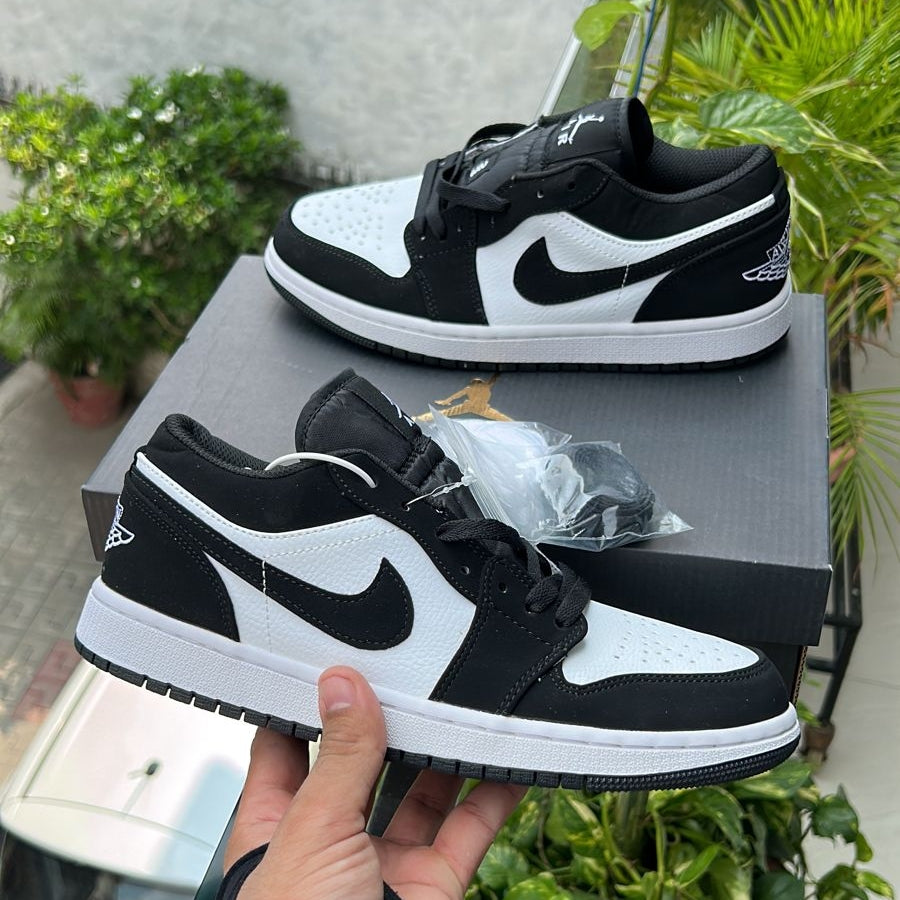 Nike jordan 1 cut low panda suede