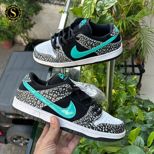 Nike sb dunk printed tiffany