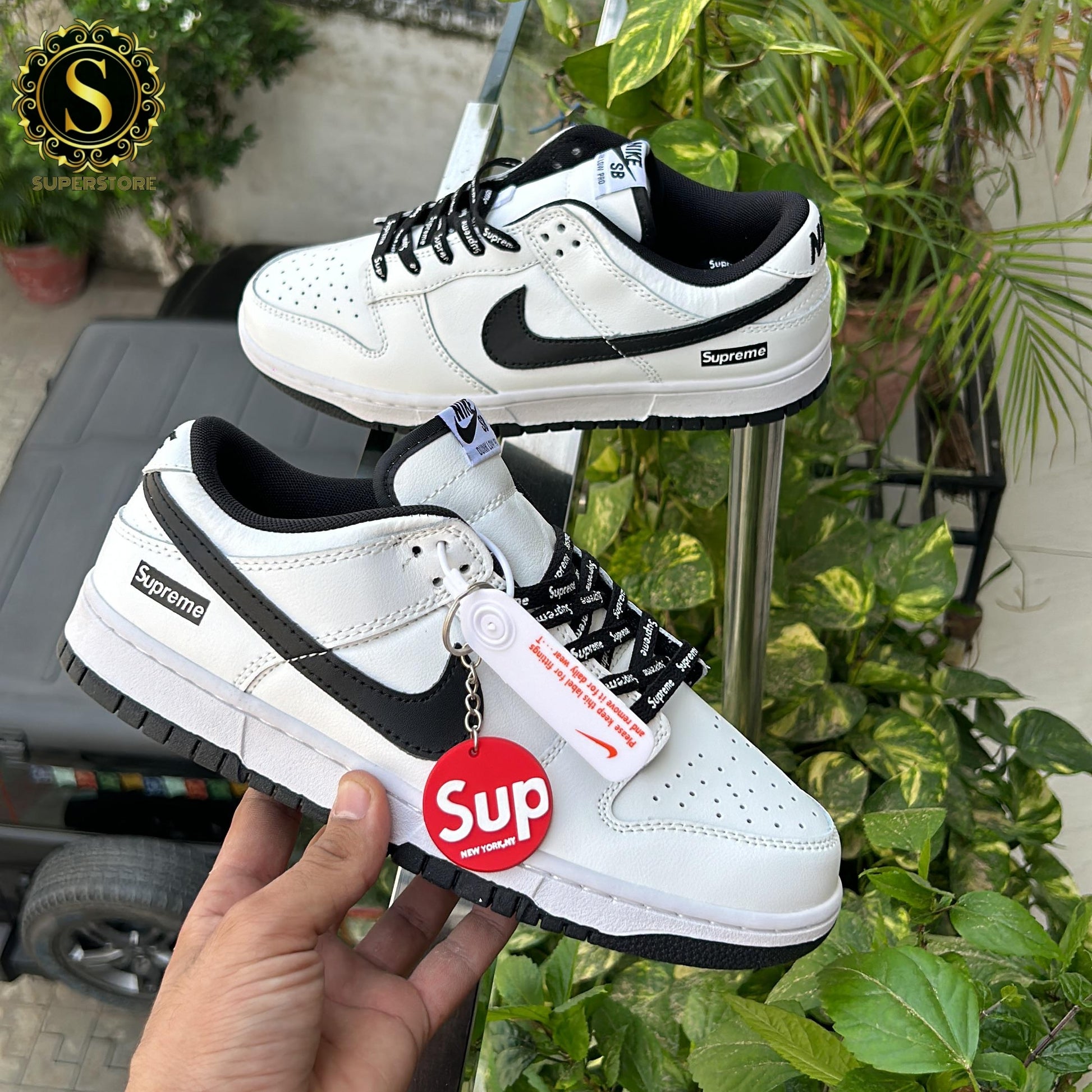 Nike sb dunk low x supreme â Superstore Club