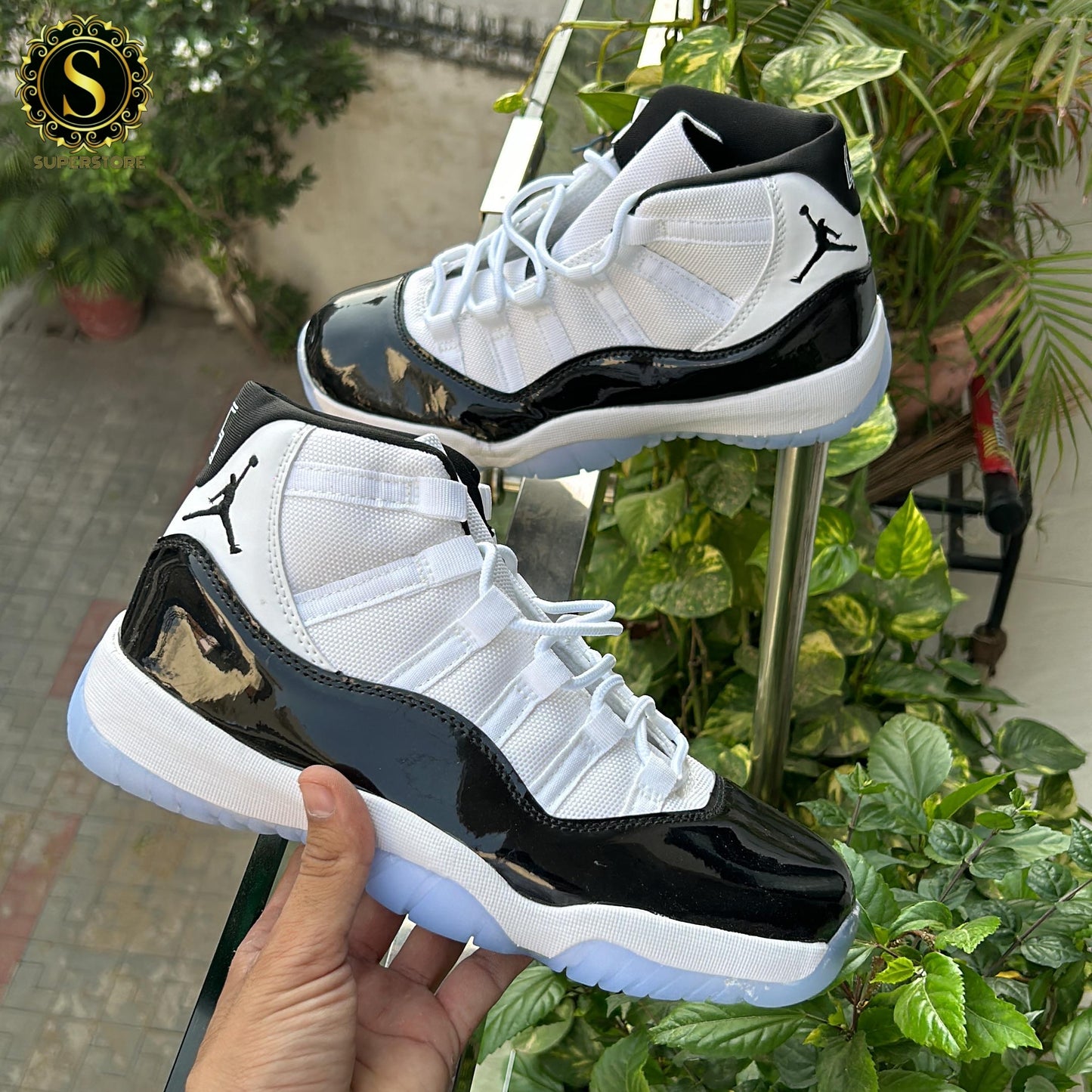 Nike air jordan retro 11