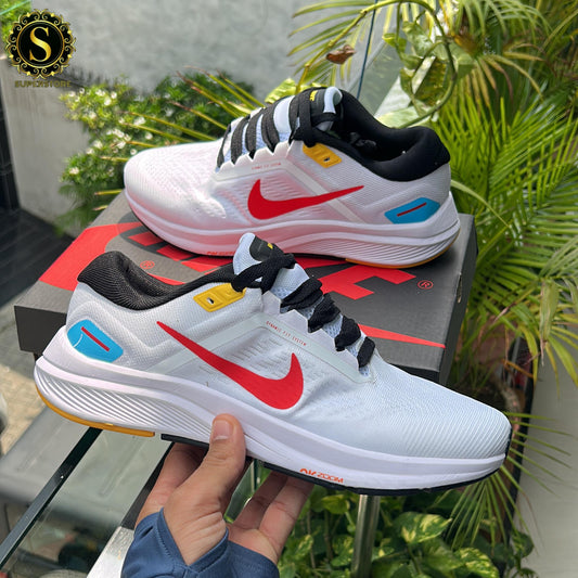 Nike zoom structure 24