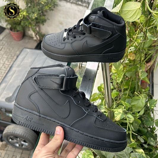 Nike airforce 1 mid black