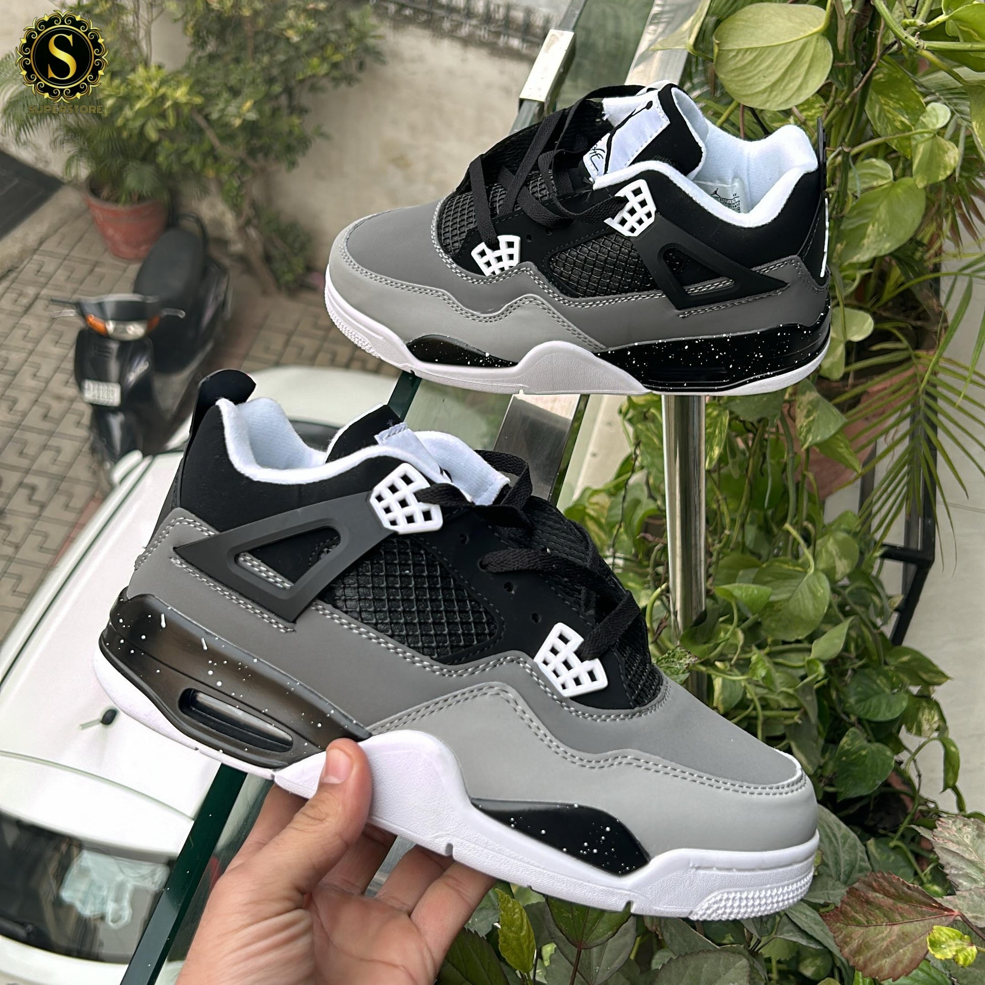 womens retro 4s