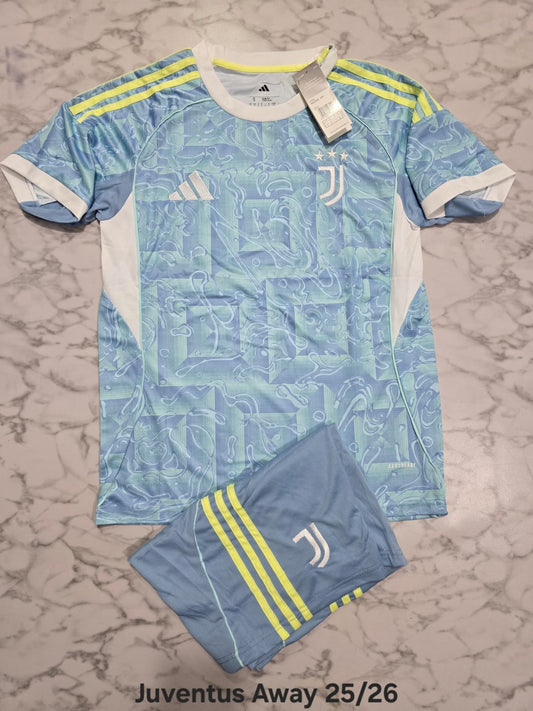 Juventus Away 25/26 Set 2