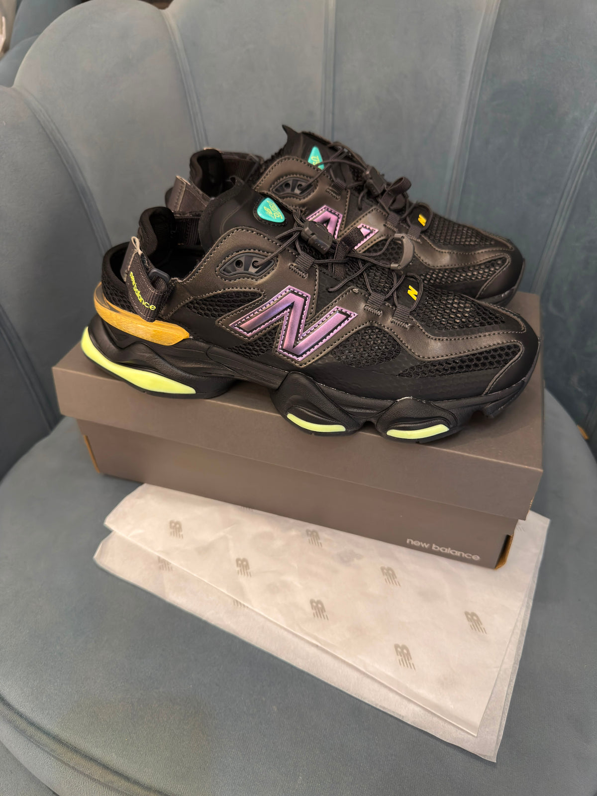 New balance 9060 summer black neon