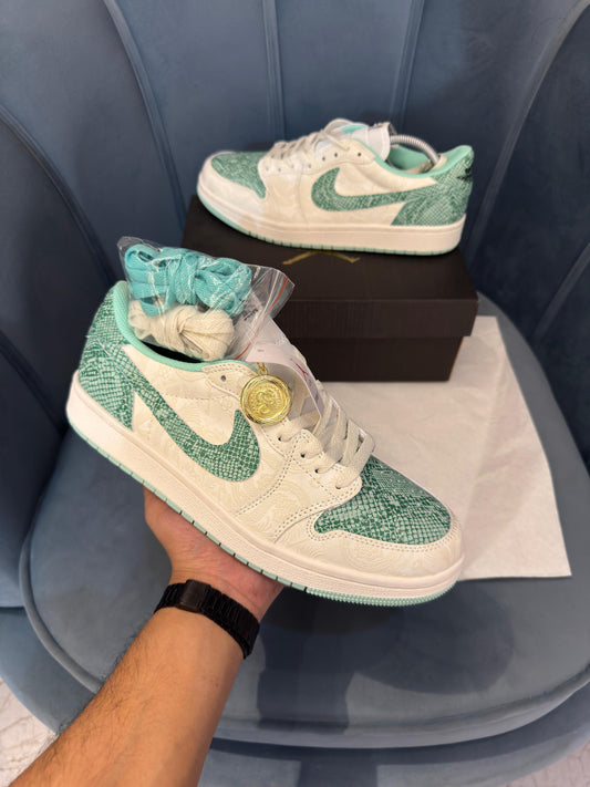 Nike air jordan retro 1 snake of the year 2025