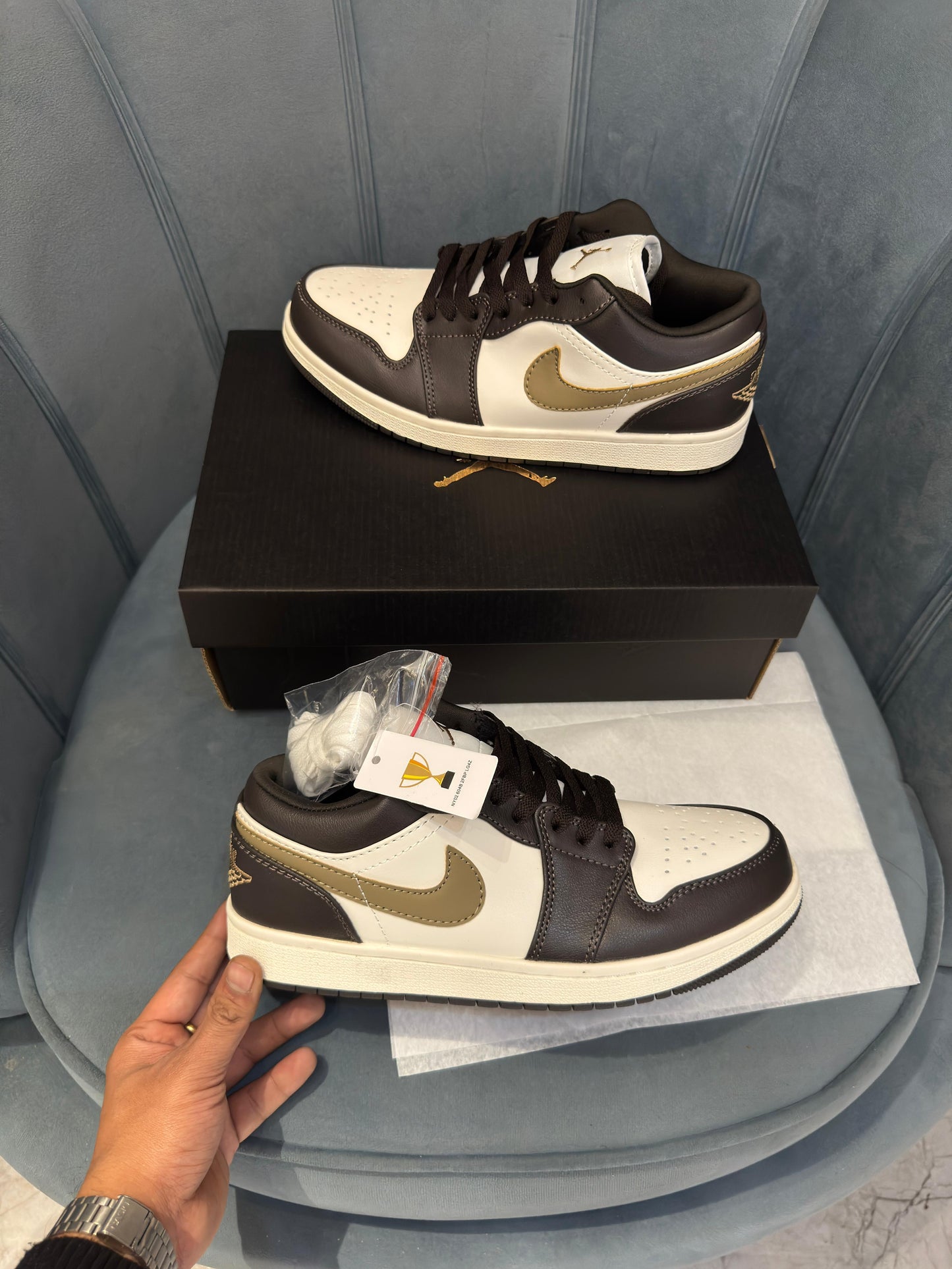 Nike air jordan low shadow brown