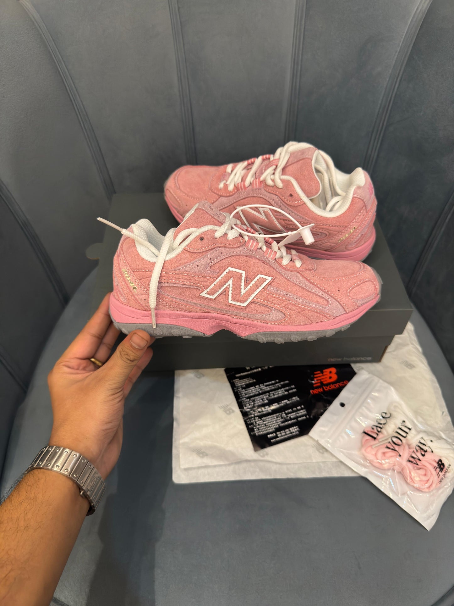 New balance 204L black pastel pink