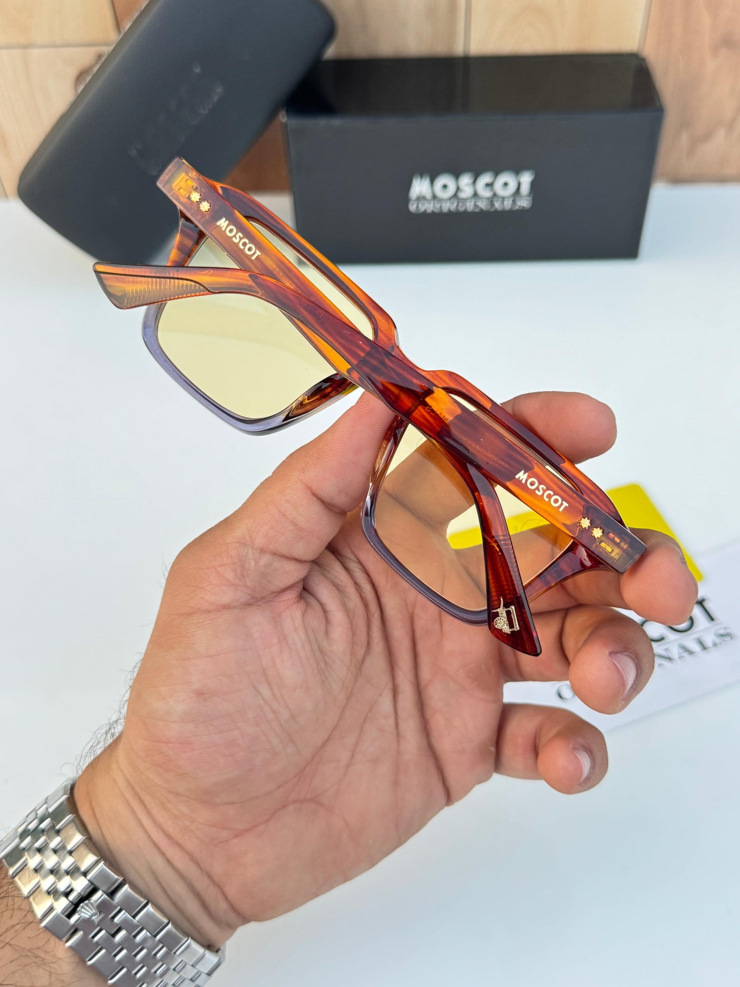 Moscot