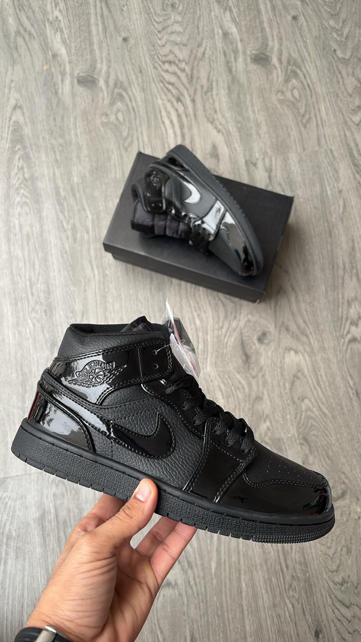 Nike air jordan 1s mid patent all black